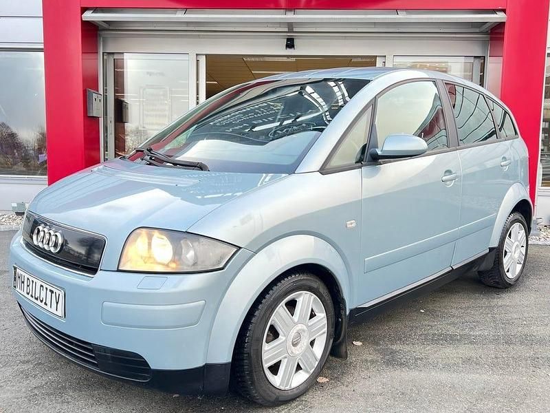 Silver Begagnad 2003 Audi A2 Halvkombi | 24 900 kr (Marknadspris) - Bild 1/4