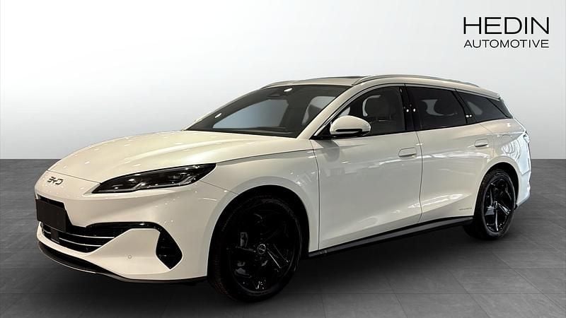 Ny BYD Seal Comfort 98 HK (72 kW) 2025 Vit Halvkombi