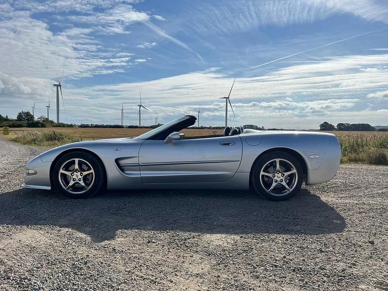 Begagnad Chevrolet Corvette 344 HK (253 kW) 1998 Cab