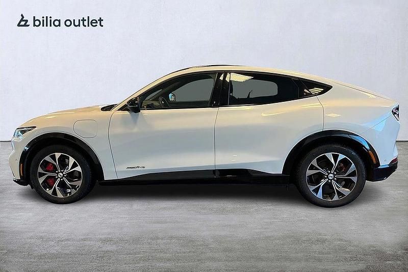 Begagnad Ford Mustang Mach-E Standard Range 197 kW (269 HK) 2021 Vit SUV