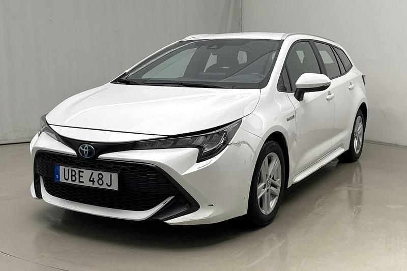 Vit Begagnad 2022 Toyota Corolla Kombi | 165 000 kr (Superpris) - Bild 1/4