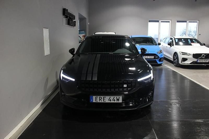 Begagnad Polestar 2 Plus 170 kW (232 HK) 2022 Svart (space svart metallic ) Halvkombi