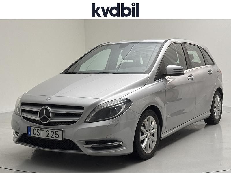 Silver Begagnad 2014 Mercedes B180 Minibuss | 135 000 kr - Bild 1/3