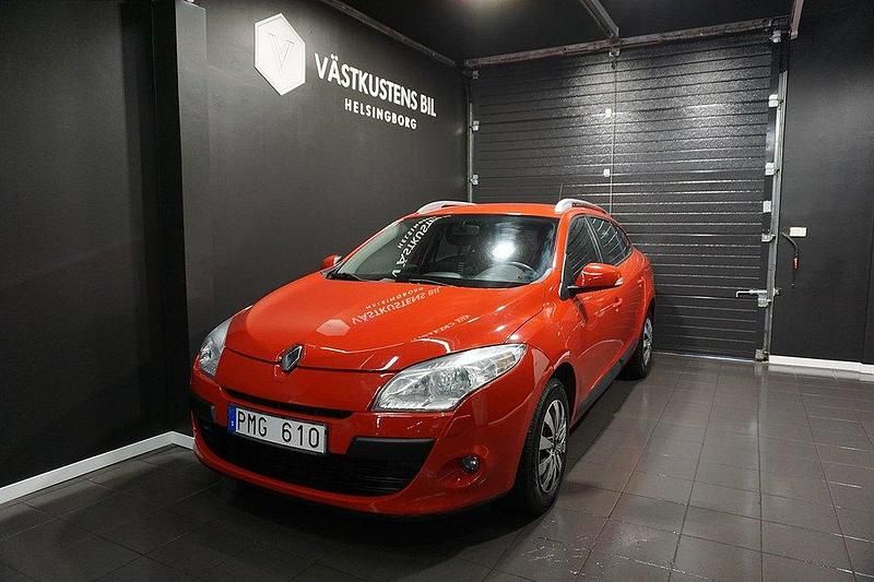 Röd Begagnad 2011 Renault Mégane GrandTour Kombi | 39 900 kr (Marknadspris) - Bild 1/4