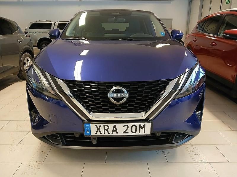 Begagnad Nissan Qashqai 158 HK (116 kW) 2023 Ink blue metallic SUV