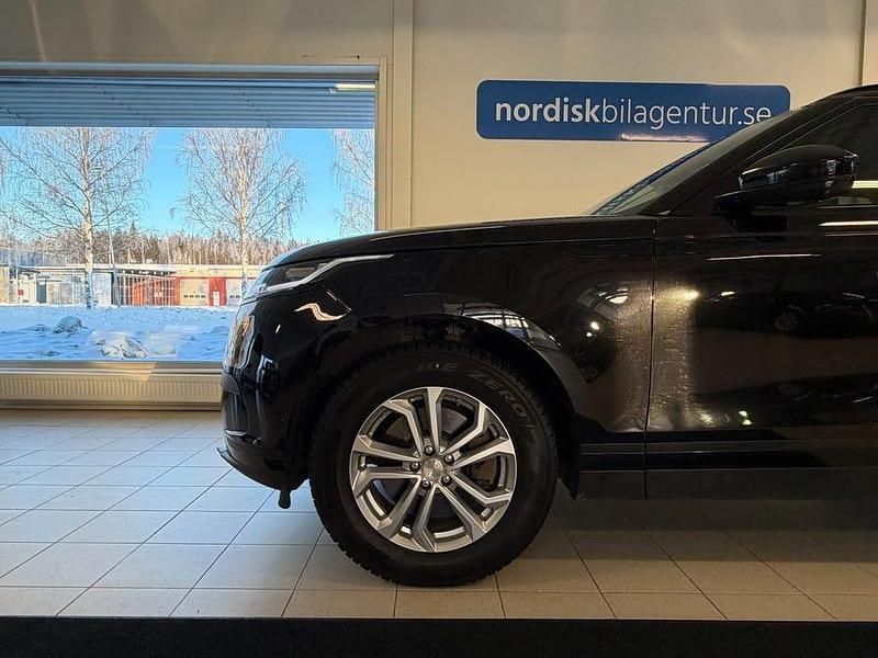Begagnad Land Rover Range Rover Velar Black Edition 251 HK (184 kW) 2021 Svart SUV