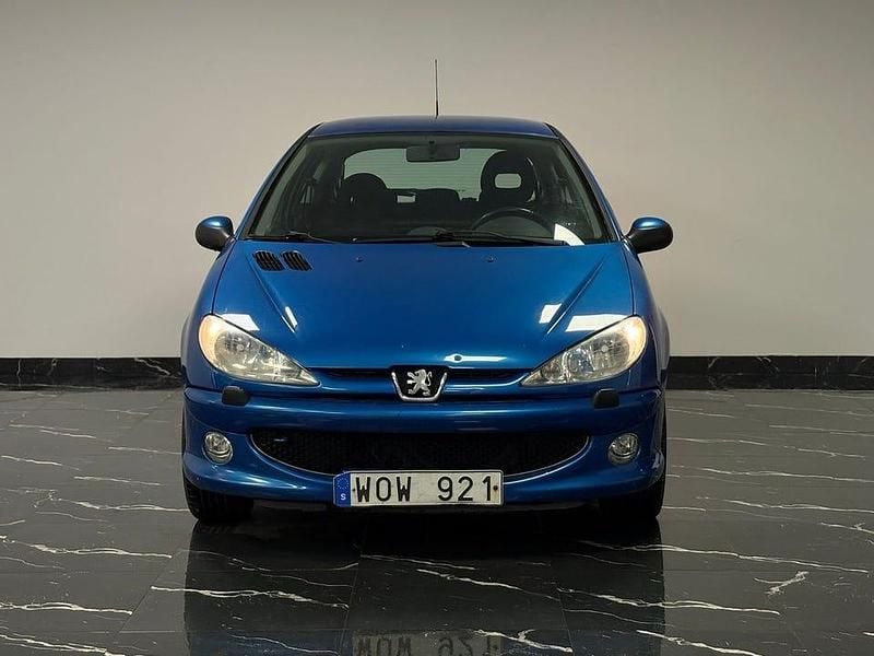 Begagnad Peugeot 206 Sport 109 HK (80 kW) 2005 Blå Halvkombi