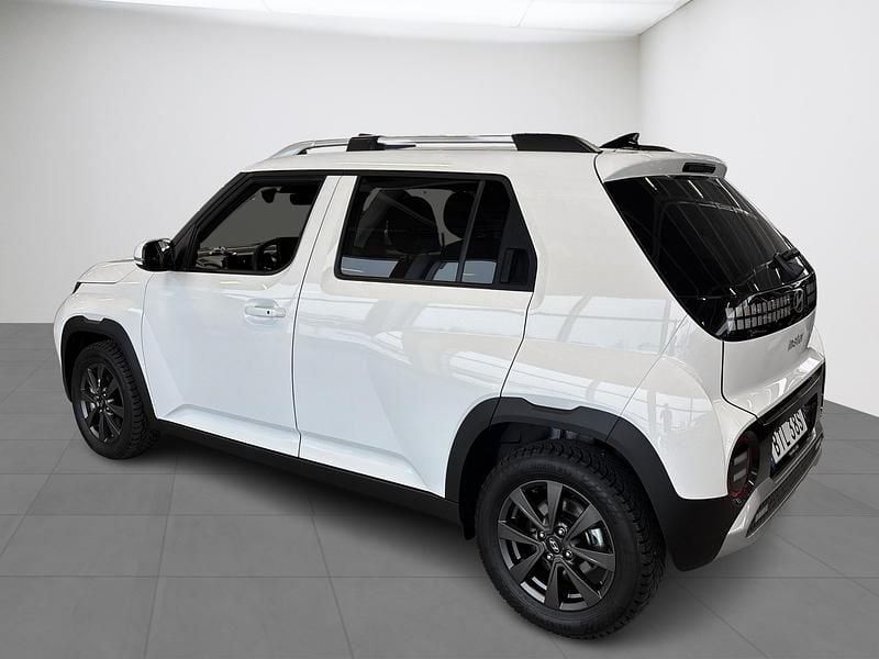 Begagnad Hyundai Inster 86 kW (117 HK) 2024 Vit Halvkombi