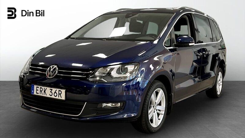 Blå Begagnad 2022 VW Sharan Minibuss | 354 900 kr (Marknadspris) - Bild 1/4