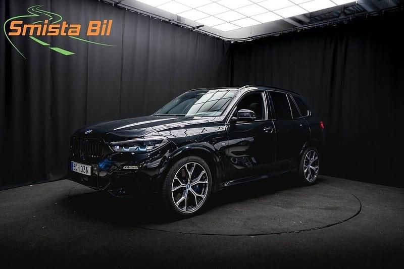 Svart Begagnad 2021 BMW X5 M Sport SUV | 598 900 kr - Bild 1/3