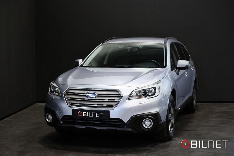 Silver Begagnad 2017 Subaru Outback SUV | 174 900 kr (Marknadspris) - Bild 1/4