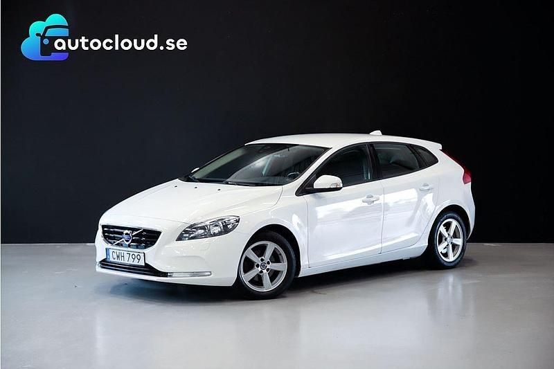 Vit Begagnad 2014 Volvo V40 Kombi | 128 000 kr (Lite dyr) - Bild 1/3