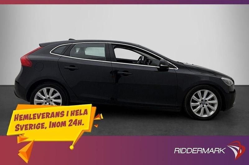 Begagnad Volvo V40 116 HK (85 kW) 2014 Svart Halvkombi