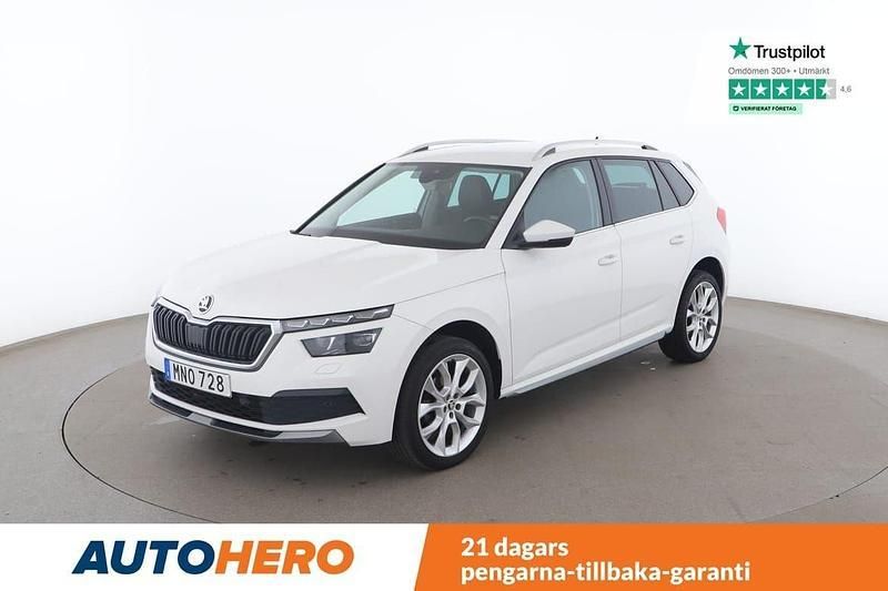 Vit Begagnad 2019 Skoda Kamiq Style SUV | 231 000 kr (Marknadspris) - Bild 1/4