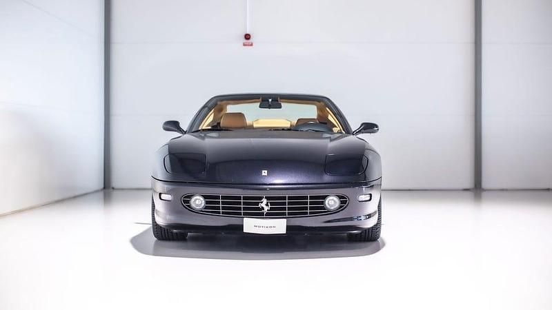Svart Begagnad 2003 Ferrari 456 Sportkupé | 985 000 kr - Bild 1/4