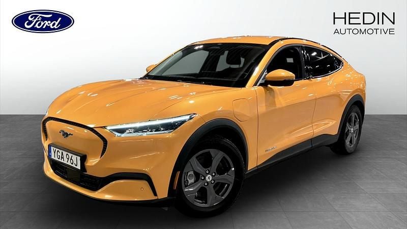 Begagnad 2023 Ford Mustang Standard Range Halvkombi | 364 900 kr - Bild 1/4