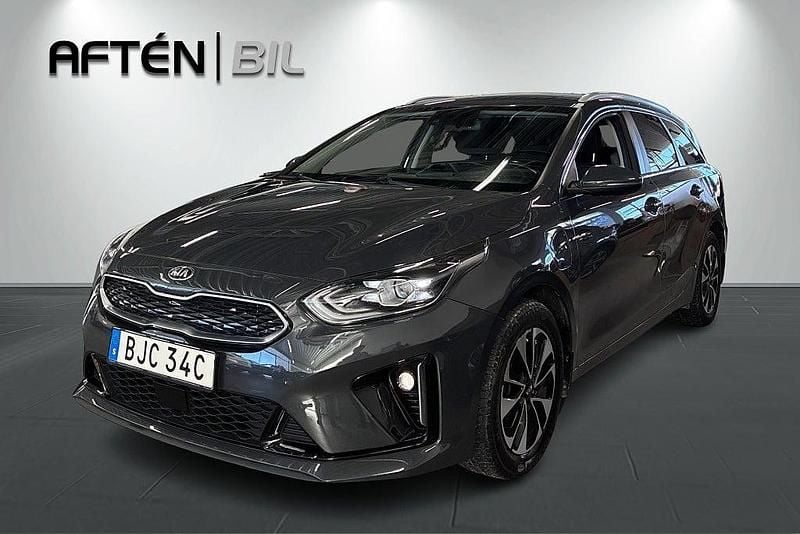 Grå Begagnad 2020 Kia Ceed Sportswagon Kombi | 198 000 kr (Marknadspris) - Bild 1/3