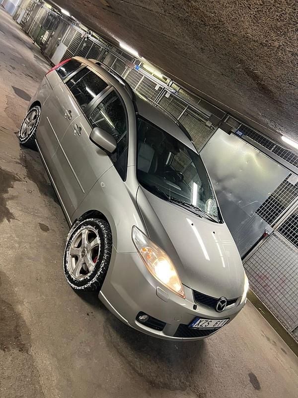 Begagnad Mazda 5 145 HK (106 kW) 2007 Minibuss