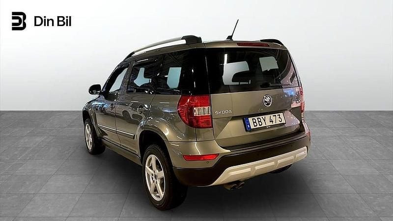 Begagnad Skoda Yeti 140 HK (102 kW) 2014 Grön SUV