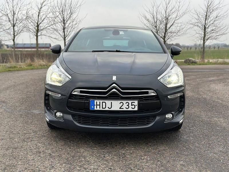 Begagnad Citroën DS5 163 HK (119 kW) 2012 Grå Halvkombi