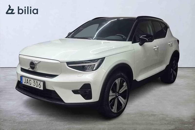 Vit Begagnad 2023 Volvo XC40 Single Motor SUV | 319 000 kr - Bild 1/1