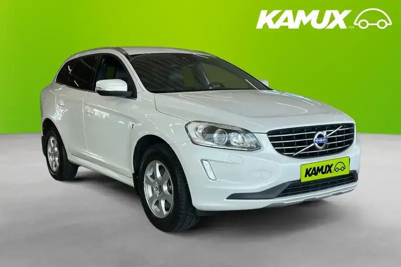 Vit Begagnad 2015 Volvo XC60 Ocean Race SUV | 184 800 kr (Marknadspris) - Bild 1/4