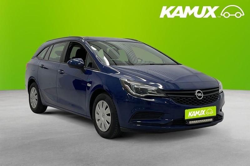 Blå Begagnad 2018 Opel Astra Kombi | 119 800 kr (Marknadspris) - Bild 1/4