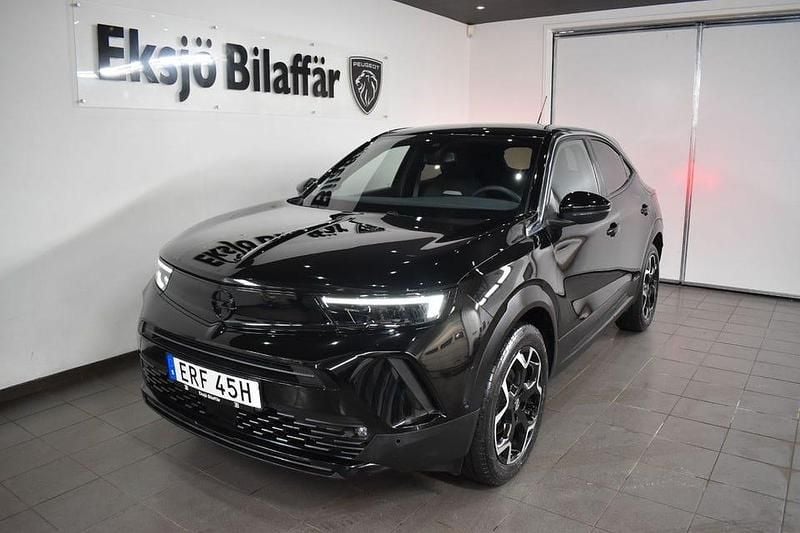 Svart Begagnad 2024 Opel Mokka Ultimate SUV | 229 500 kr (Superpris) - Bild 1/4
