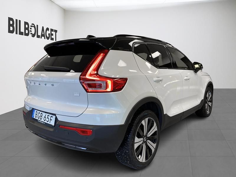 Begagnad Volvo XC40 Single Motor 175 kW (238 HK) 2022 Vit SUV