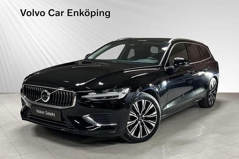 Svart Begagnad 2022 Volvo V60 Core Kombi | 359 900 kr (Bra pris) - Bild 1/3
