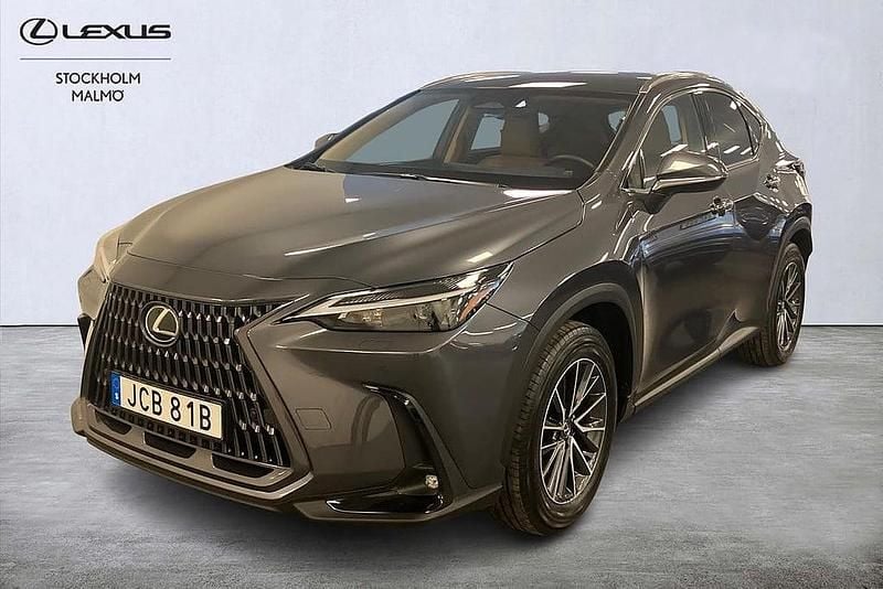 Begagnad Lexus NX450h+ Business Edition 185 HK (136 kW) 2025 Grå SUV