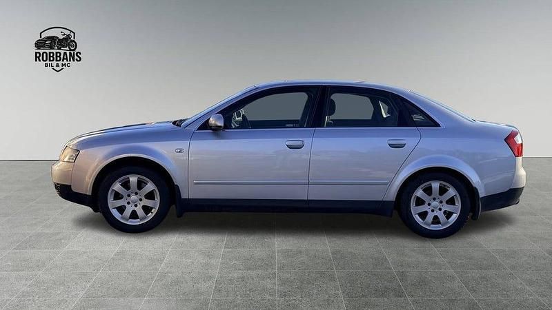 Begagnad Audi A4 173 HK (127 kW) 2002 Silver Sedan