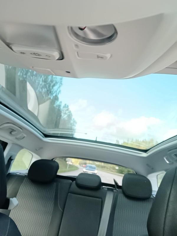 Begagnad Peugeot 308 SW 131 HK (96 kW) 2014 Kombi