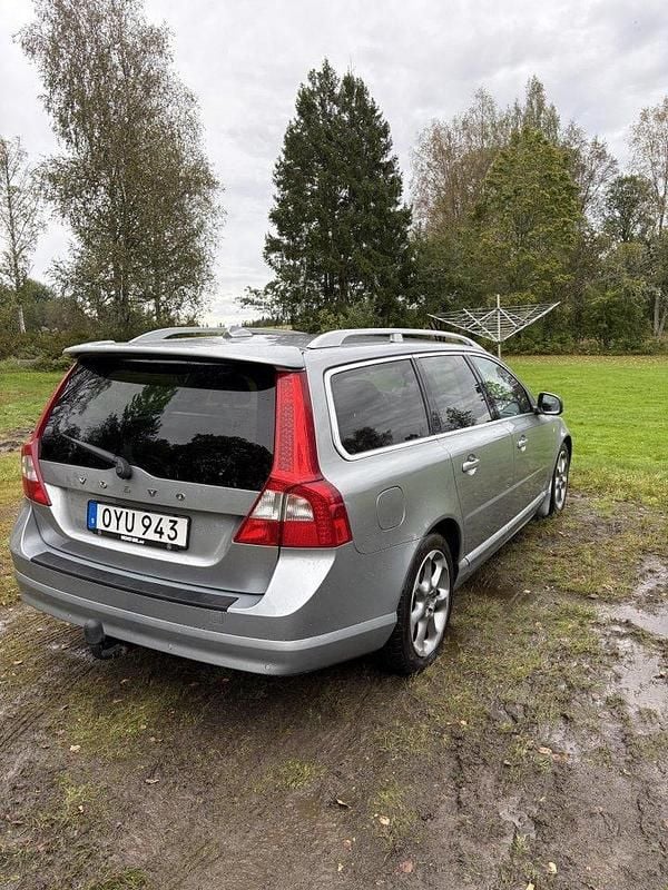 Silver Begagnad 2012 Volvo V70 Ocean Race Kombi | 79 000 kr (Lite dyr) - Bild 1/4