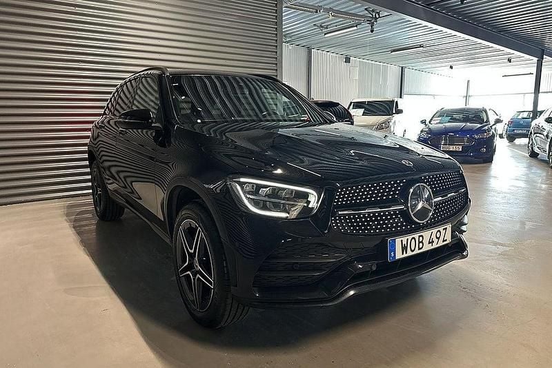 Begagnad Mercedes GLC300e AMG 211 HK (155 kW) 2021 Svart SUV
