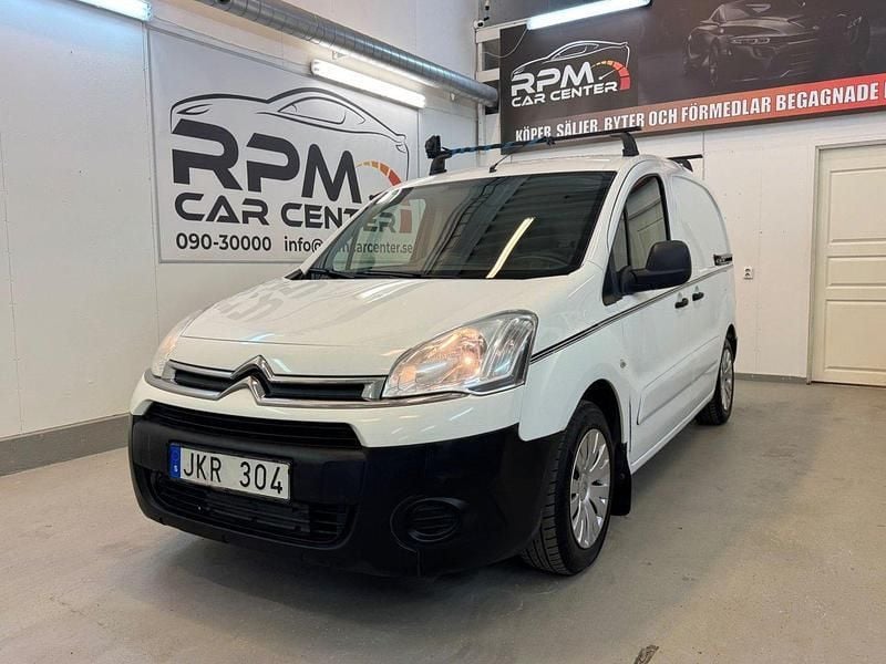 Vit Begagnad 2013 Citroën Berlingo Minibuss | 59 900 kr (Marknadspris) - Bild 1/4