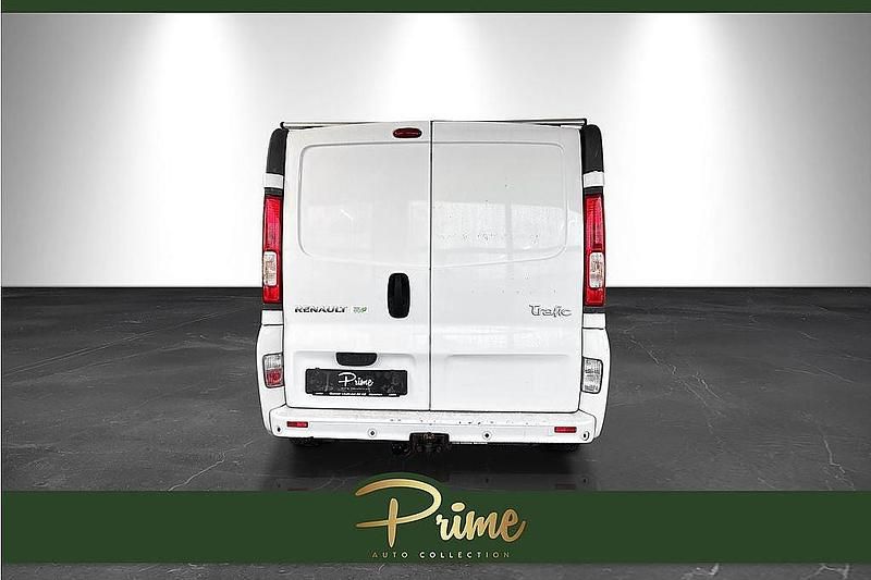 Begagnad Renault Trafic 114 HK (83 kW) 2014 Vit Minibuss