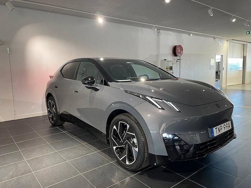 Ny 2025 Lynk & Co 02 SUV | 474 995 kr - Bild 1/4