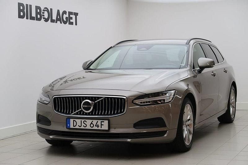 Grå Begagnad 2022 Volvo V90 Momentum Kombi | 329 800 kr (Marknadspris) - Bild 1/4