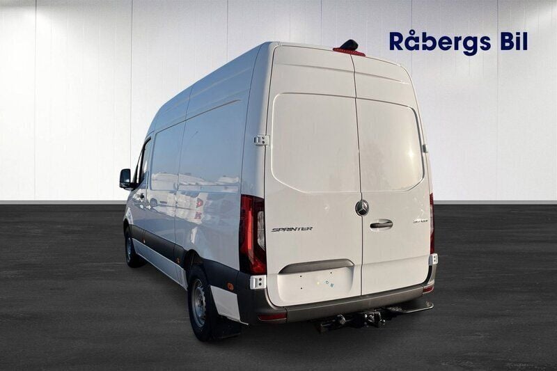 Begagnad Mercedes Sprinter 170 HK (125 kW) 2023 Vit Van