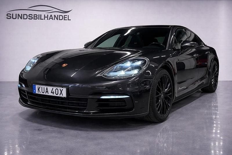 Begagnad Porsche Panamera Edition 330 HK (242 kW) 2020 Mörkgrå Halvkombi