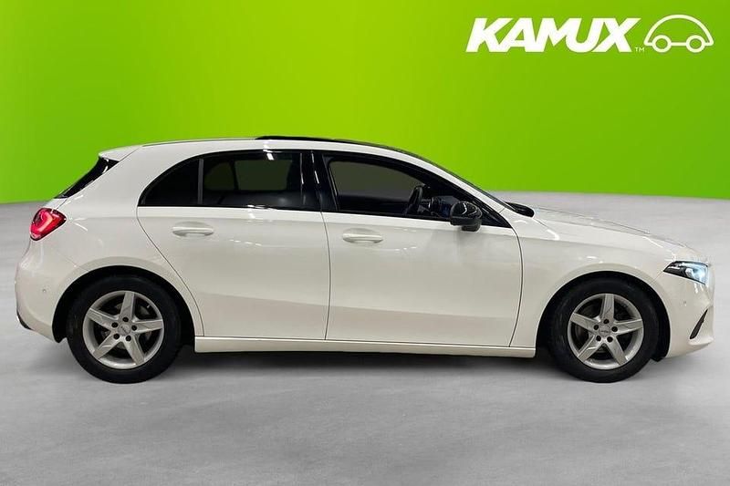 Begagnad Mercedes A180 116 HK (85 kW) 2020 Vit Halvkombi