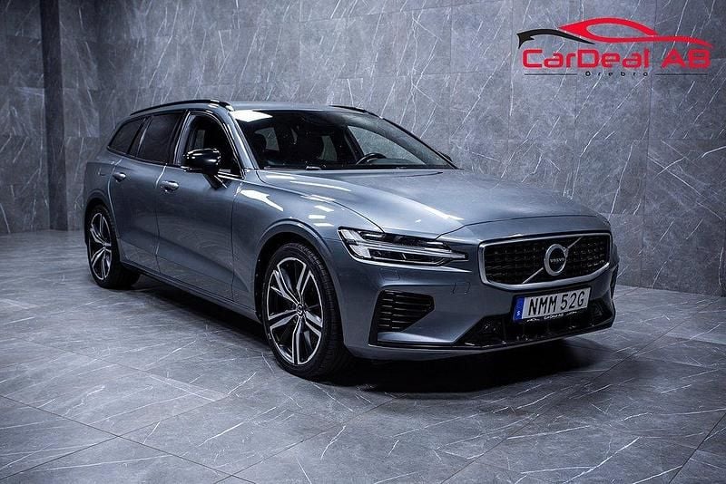 Grå Begagnad 2020 Volvo V60 R-Design Kombi | 279 800 kr (Bra pris) - Bild 1/4