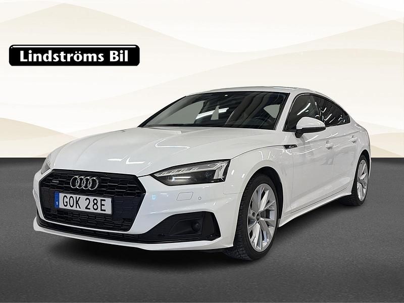 Vit Begagnad 2021 Audi A5 Sportback Halvkombi | 329 900 kr (Marknadspris) - Bild 1/3