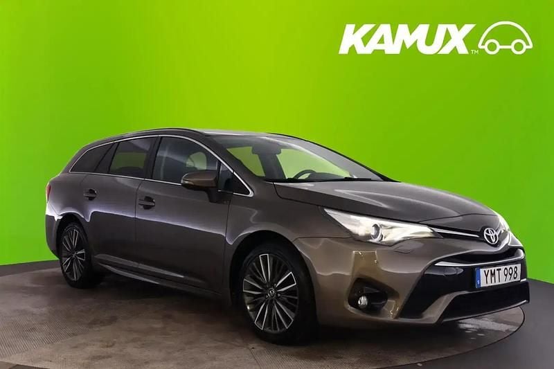 Begagnad Toyota Avensis Active 147 HK (108 kW) 2017 Silver/grå Kombi