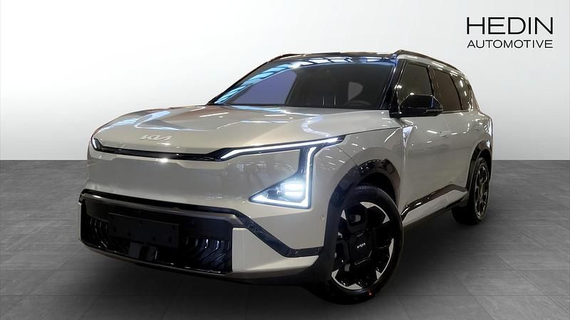 Grå Ny 2025 Kia EV5 GT-Line SUV | 581 900 kr (Marknadspris) - Bild 1/4