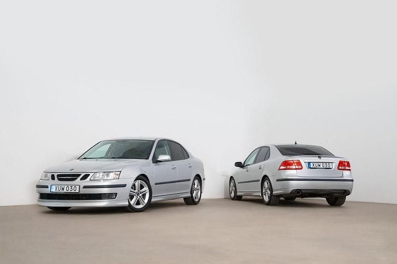 Ljusgrå Begagnad 2006 Saab 9-3 Aero Sedan | 119 000 kr - Bild 1/4