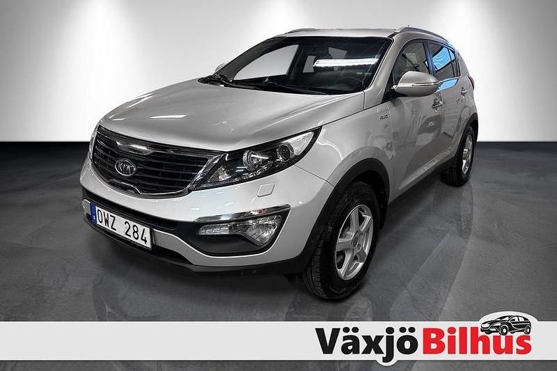 Silver Begagnad 2010 Kia Sportage Comfort SUV | 97 900 kr (Marknadspris) - Bild 1/4