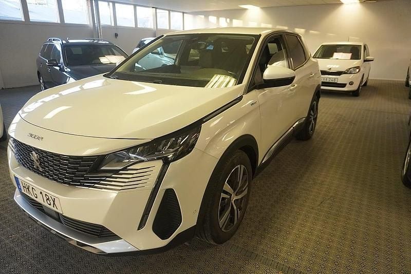 Vit Begagnad 2021 Peugeot 3008 SUV | 209 000 kr (Bra pris) - Bild 1/4