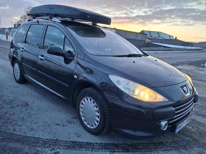 Begagnad Peugeot 307 140 HK (102 kW) 2007 Svart Kombi